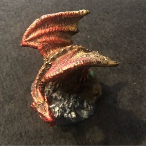 Small dragon statue